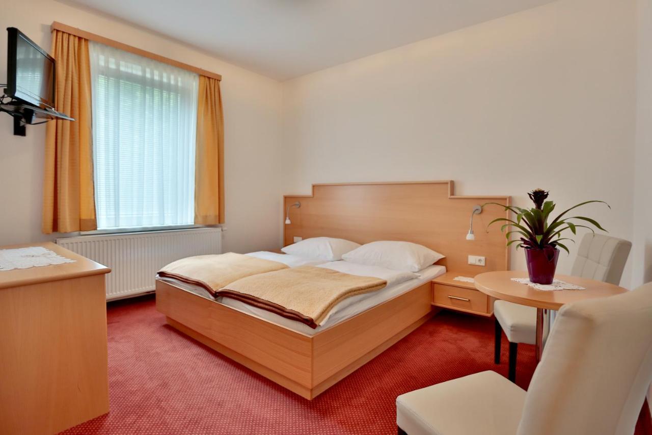 Hotel Reineldis Mureck Zewnętrze zdjęcie
